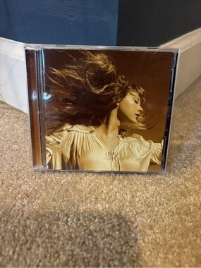 Taylor Swift Fearless Taylor’s version CD